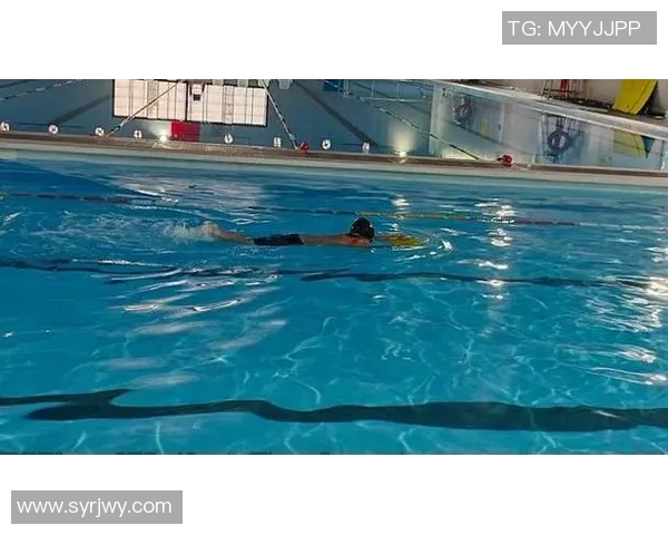 游泳训练计划与技巧提升：科学训练方法助力游泳水平突破